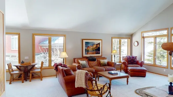 $1,790,000 | 745 Fairway Circle, Unit 745, Mammoth Lakes, CA 93546