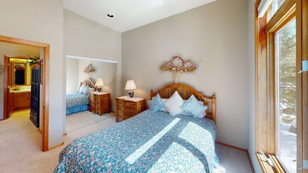 $1,790,000 | 745 Fairway Circle, Unit 745, Mammoth Lakes, CA 93546