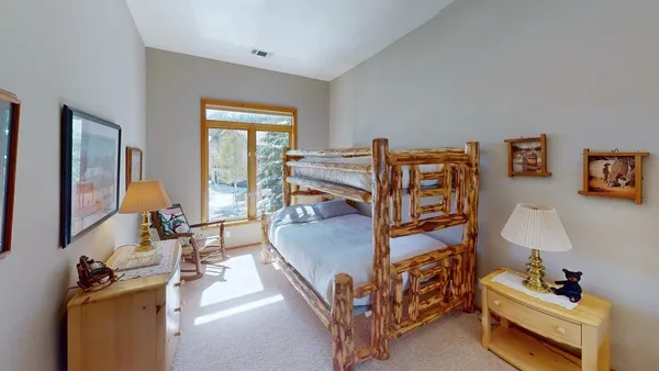 $1,790,000 | 745 Fairway Circle, Unit 745, Mammoth Lakes, CA 93546