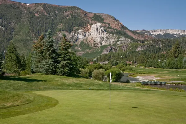 $1,790,000 | 745 Fairway Circle, Unit 745, Mammoth Lakes, CA 93546