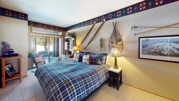 $1,790,000 | 745 Fairway Circle, Unit 745, Mammoth Lakes, CA 93546