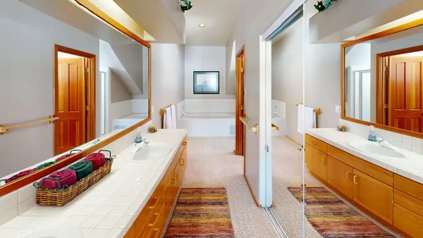 $1,790,000 | 745 Fairway Circle, Unit 745, Mammoth Lakes, CA 93546