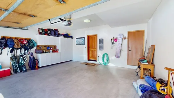 $1,790,000 | 745 Fairway Circle, Unit 745, Mammoth Lakes, CA 93546