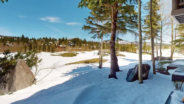 $1,790,000 | 745 Fairway Circle, Unit 745, Mammoth Lakes, CA 93546