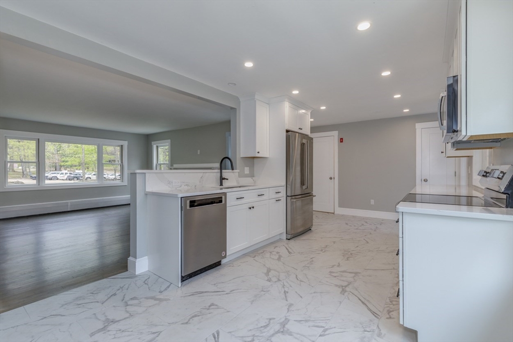 50 Piscataqua Road Dover, NH 03820 - Photo 12 of 39 Gallery Image 12