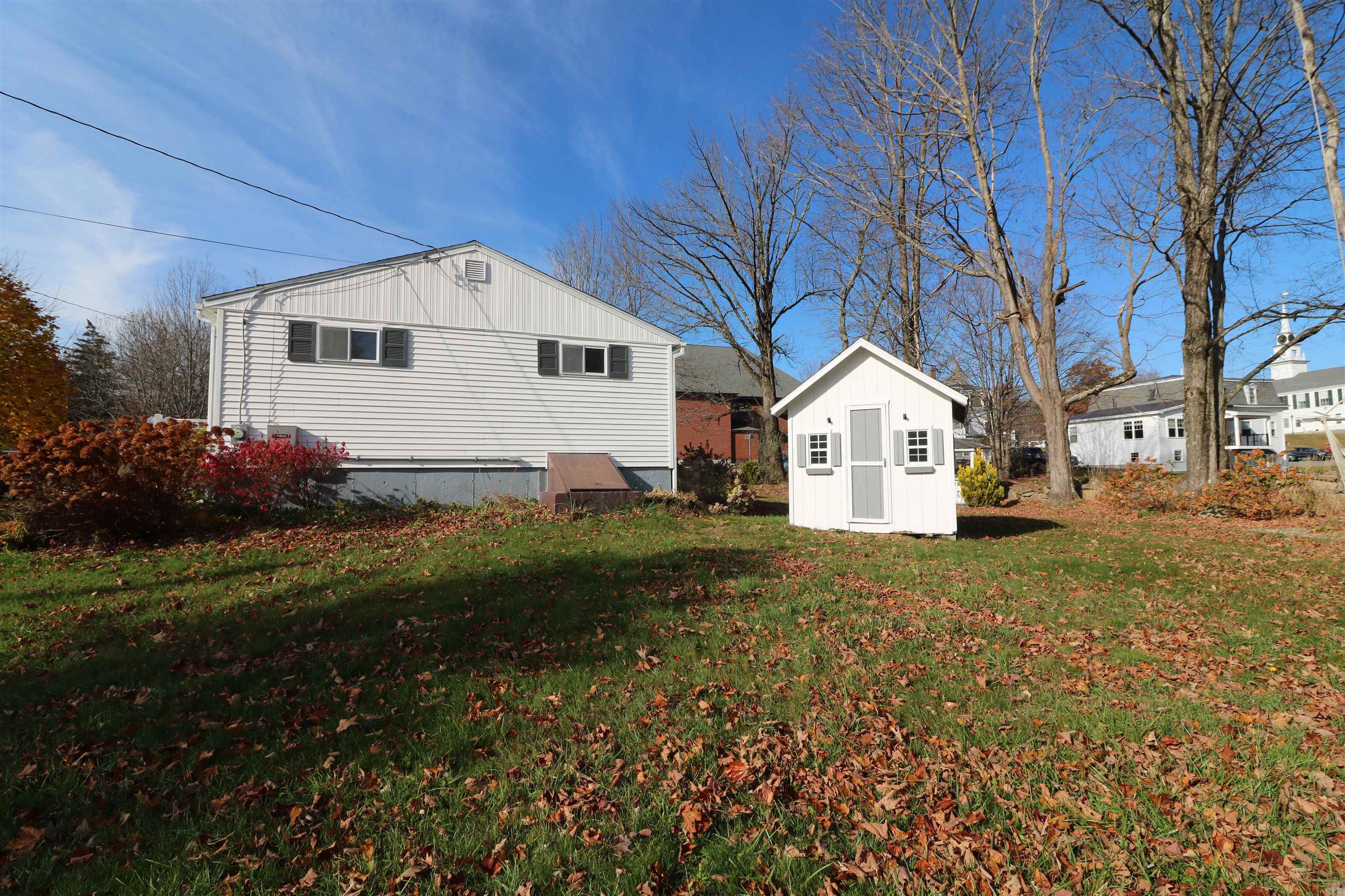 9 Surry Park Rindge, NH 03461 - Photo 6 of 46