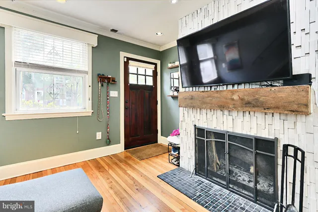 $2,900 | 1724 E Street Northeast, Washington, DC 20002