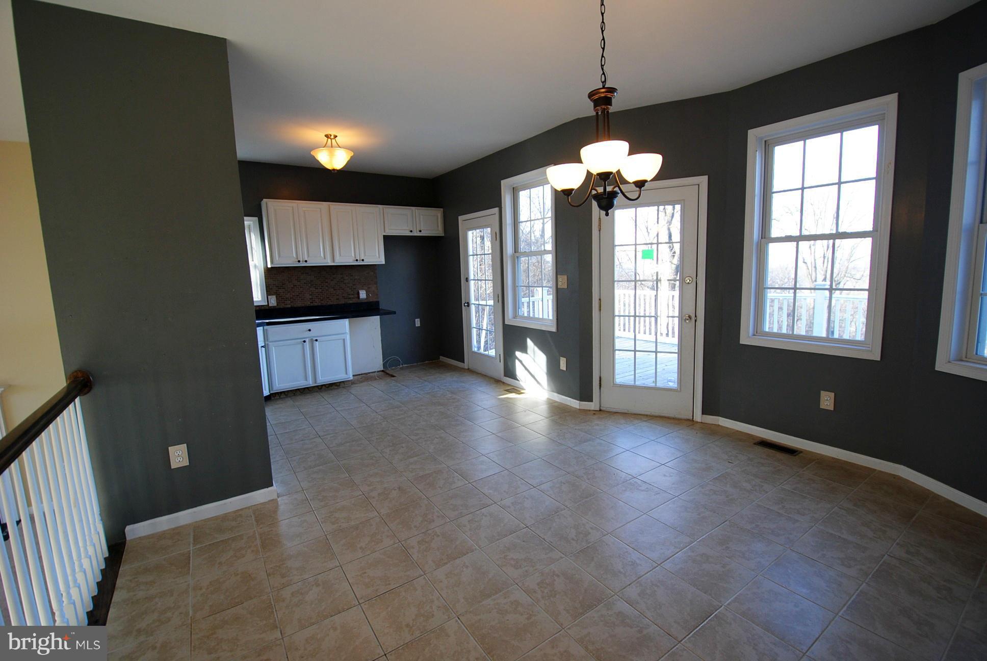 1012 Highridge Road Front Royal, VA 22630 - Photo 4 of 25 Kitchen