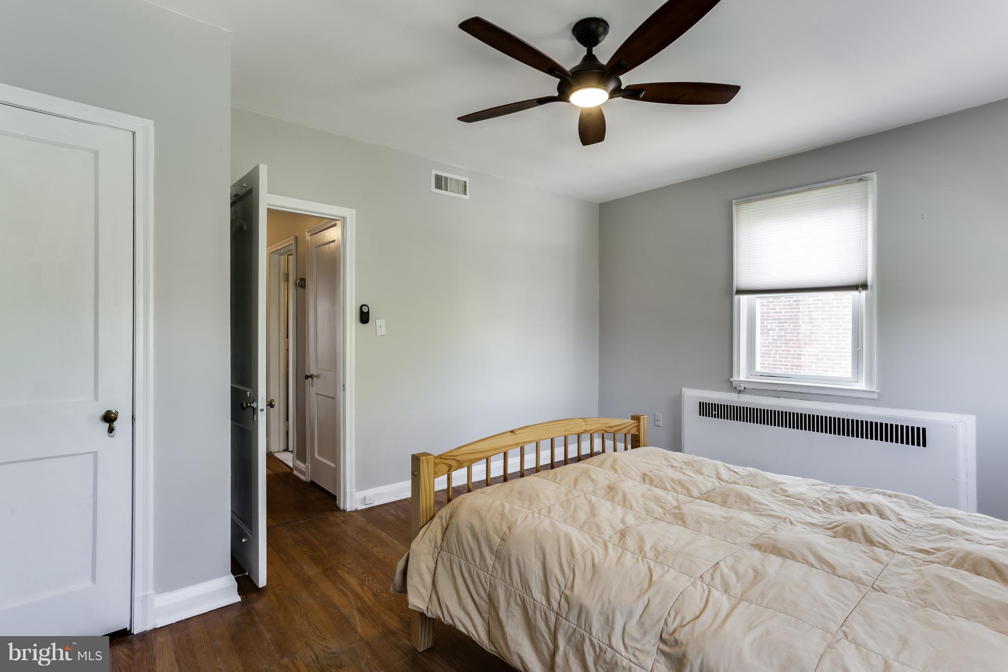4635 Harcourt Road Baltimore, MD 21214 - Photo 17 of 23 Bedroom (Master)