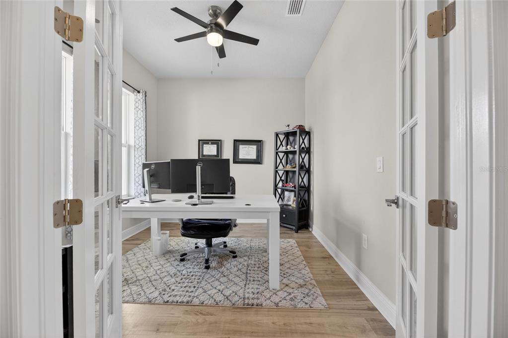 5515 Madrigal Way Apollo Beach, FL 33572 - Photo 14 of 92
