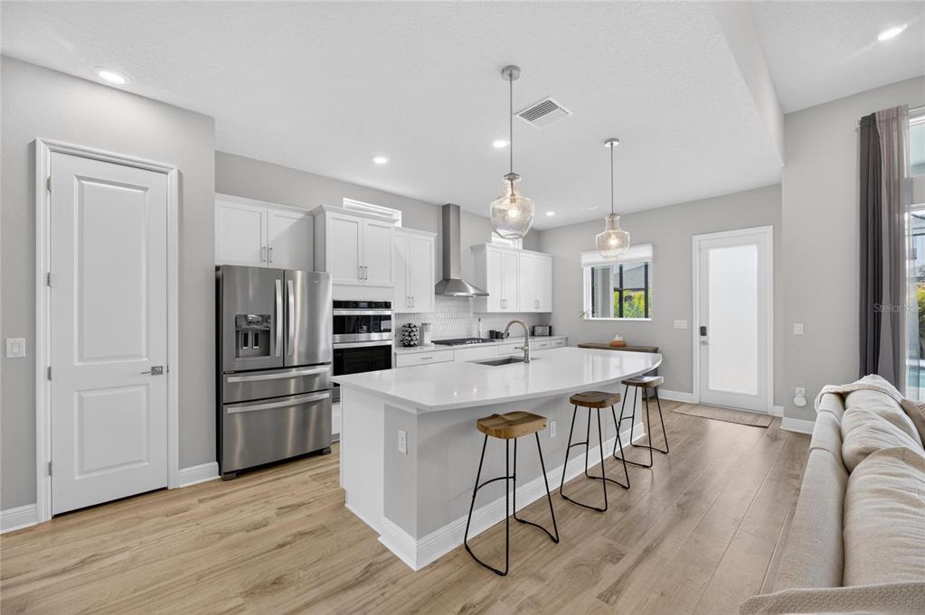 5515 Madrigal Way Apollo Beach, FL 33572 - Photo 25 of 92