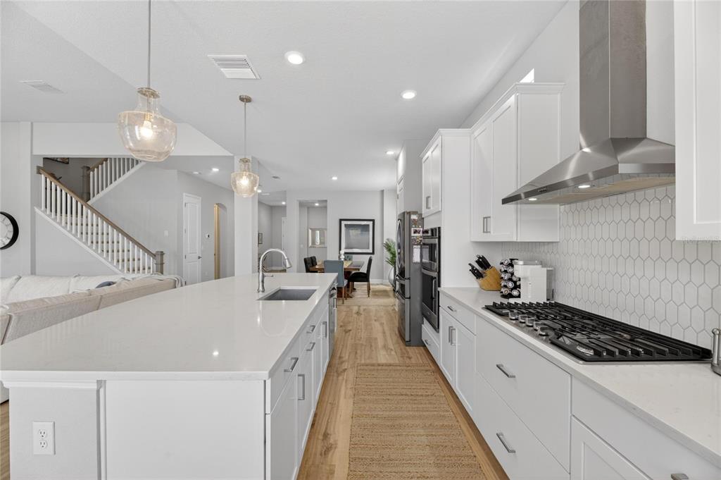 5515 Madrigal Way Apollo Beach, FL 33572 - Photo 27 of 92