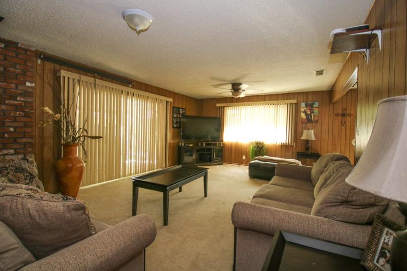 622 West Palm Avenue Reedley, CA 93654 - Photo 18 of 32 Gallery Image 18