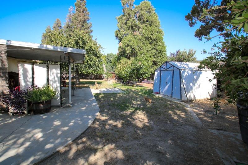 622 West Palm Avenue Reedley, CA 93654 - Photo 25 of 32 Gallery Image 25