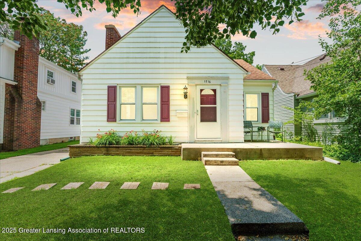 1716 South Rundle Avenue Lansing, MI 48910 - Photo 1 of 36 01-Media Jett - 19