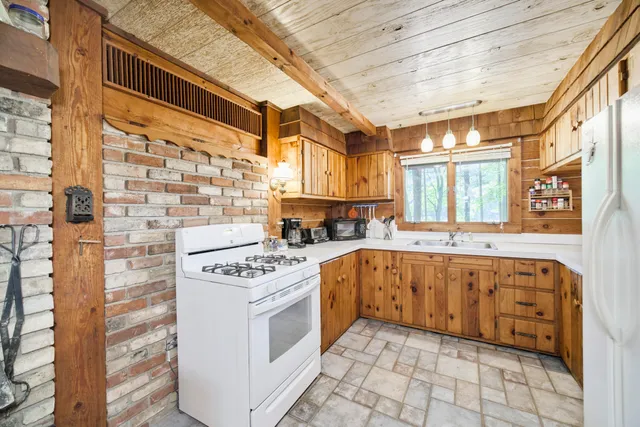 $266,900 | 368 Ecklund Road, Manistee, MI 49660