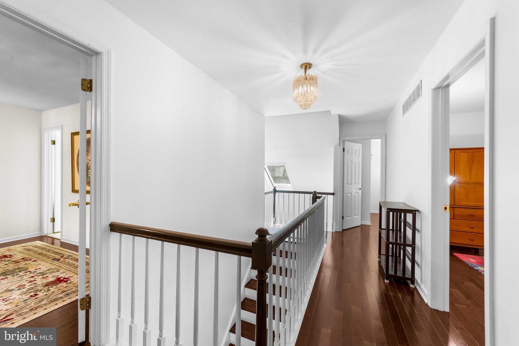 8 Locke Court Ewing, NJ 08628 - Photo 14 of 34