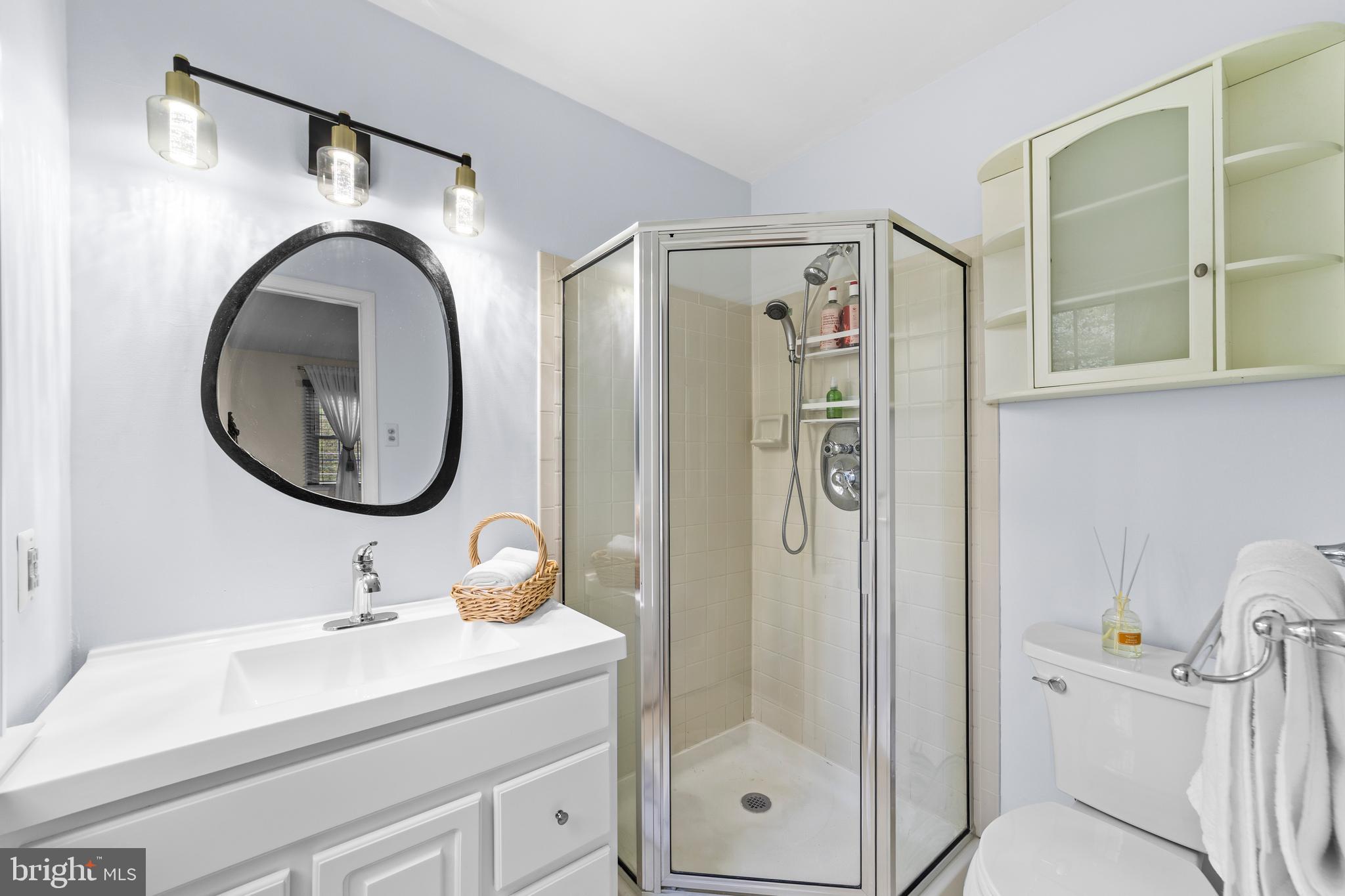 8 Locke Court Ewing, NJ 08628 - Photo 22 of 34