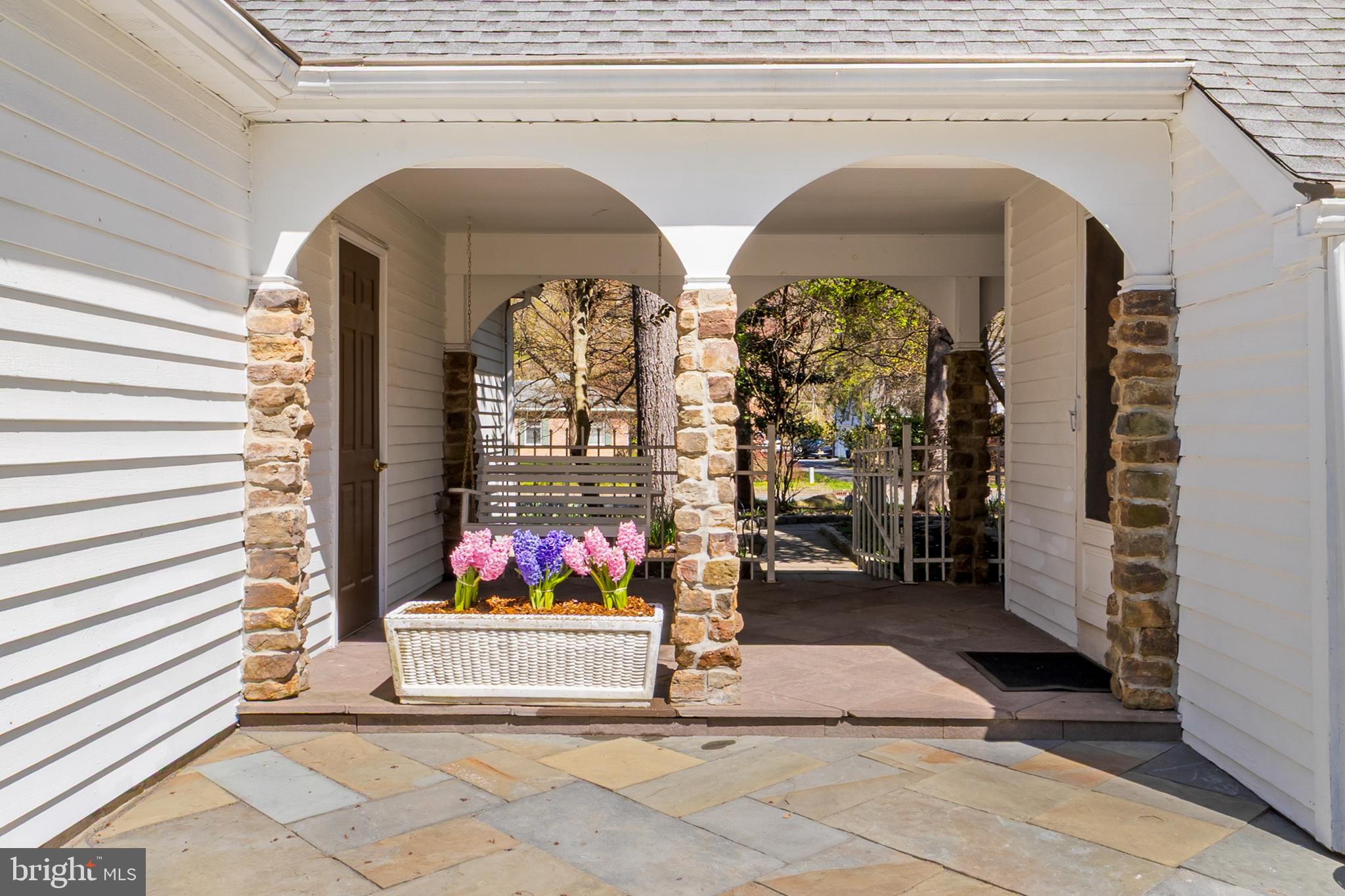 8 Locke Court Ewing, NJ 08628 - Photo 23 of 34