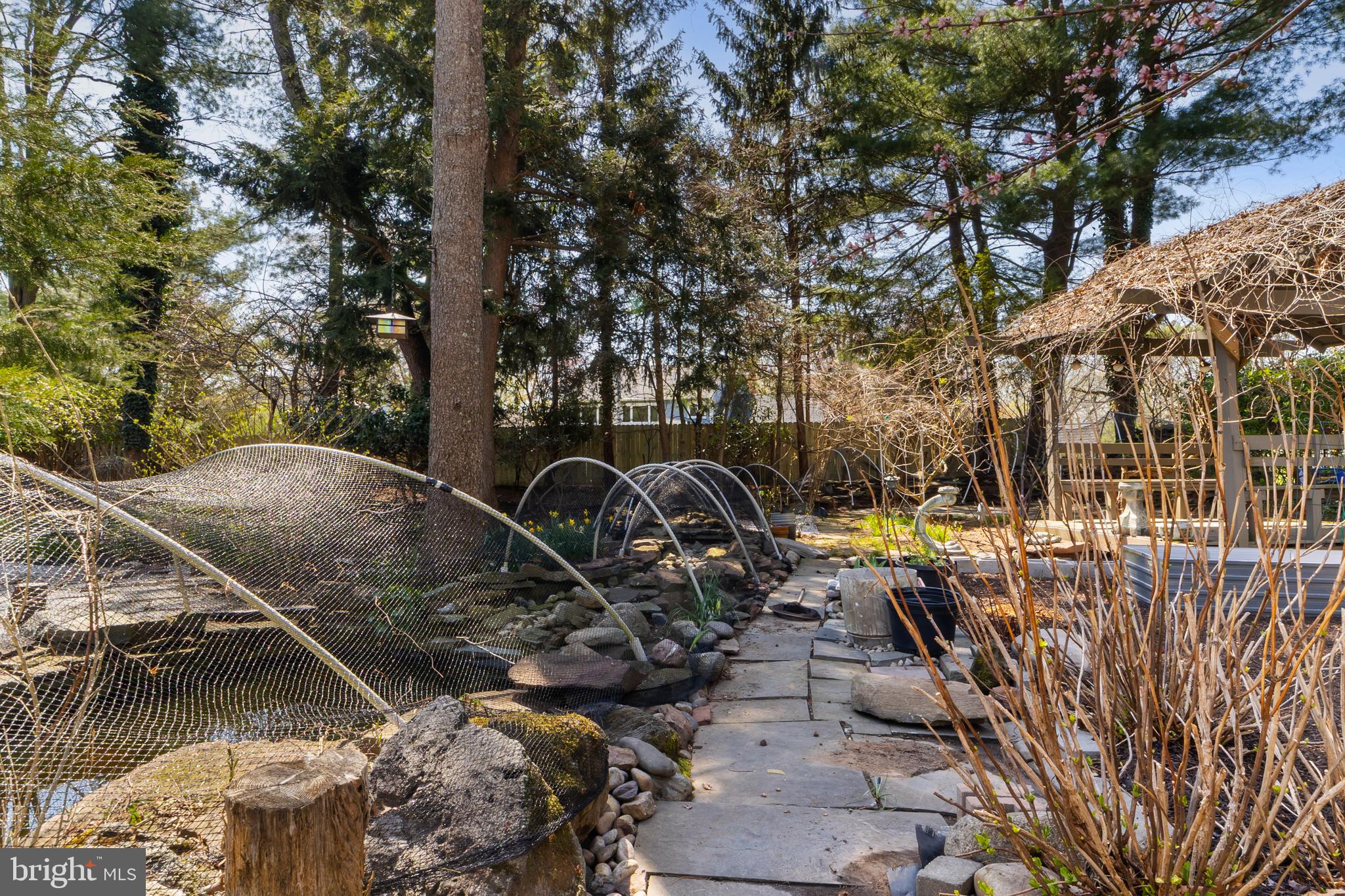 8 Locke Court Ewing, NJ 08628 - Photo 26 of 34