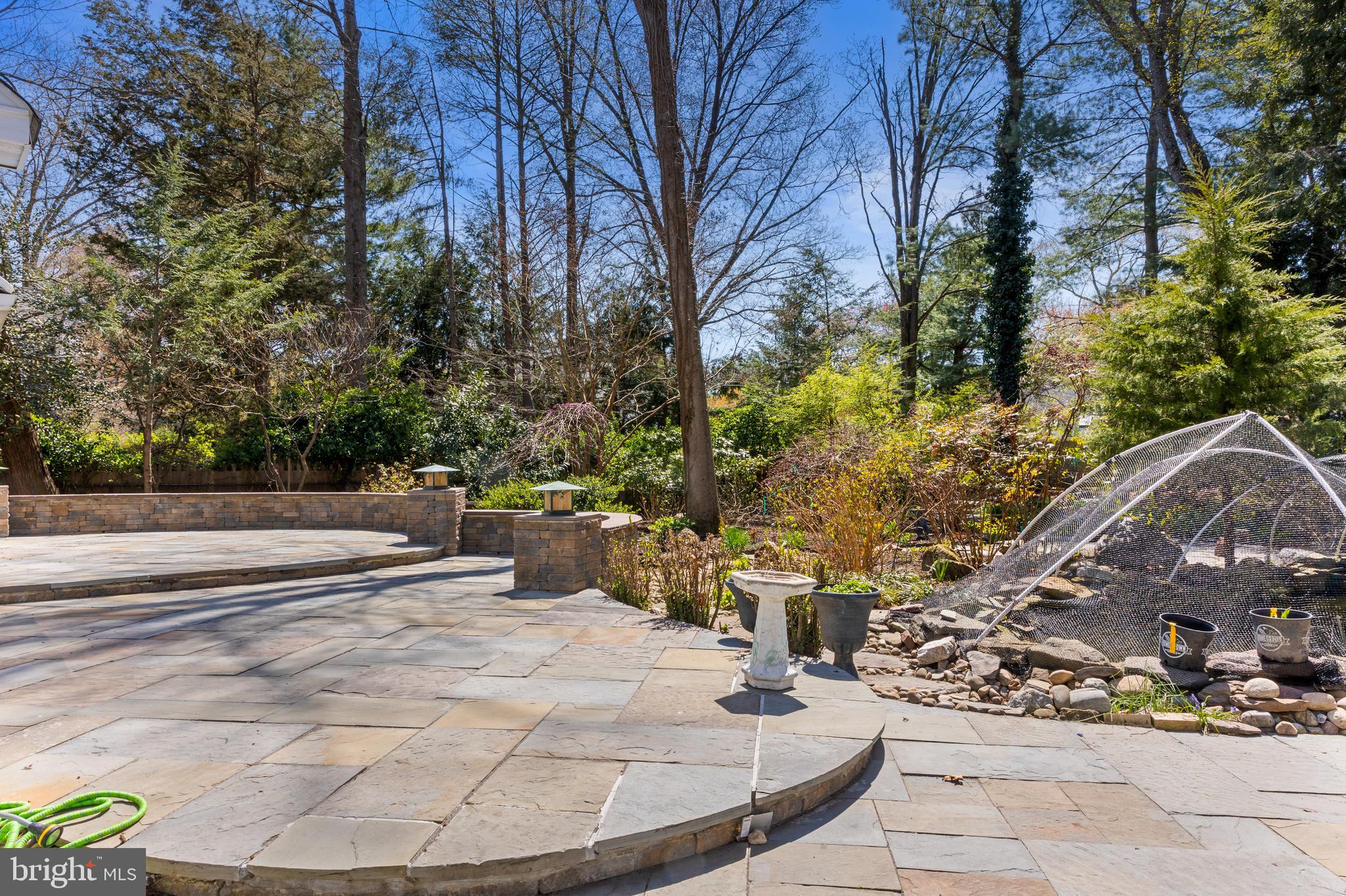 8 Locke Court Ewing, NJ 08628 - Photo 30 of 34