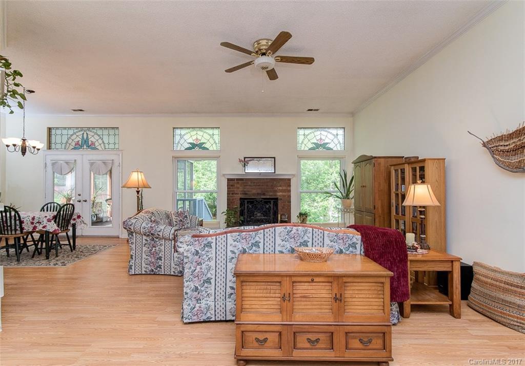9606 Marshbrooke Road Matthews, NC 28105 - Photo 11 of 23 Gallery Image 11