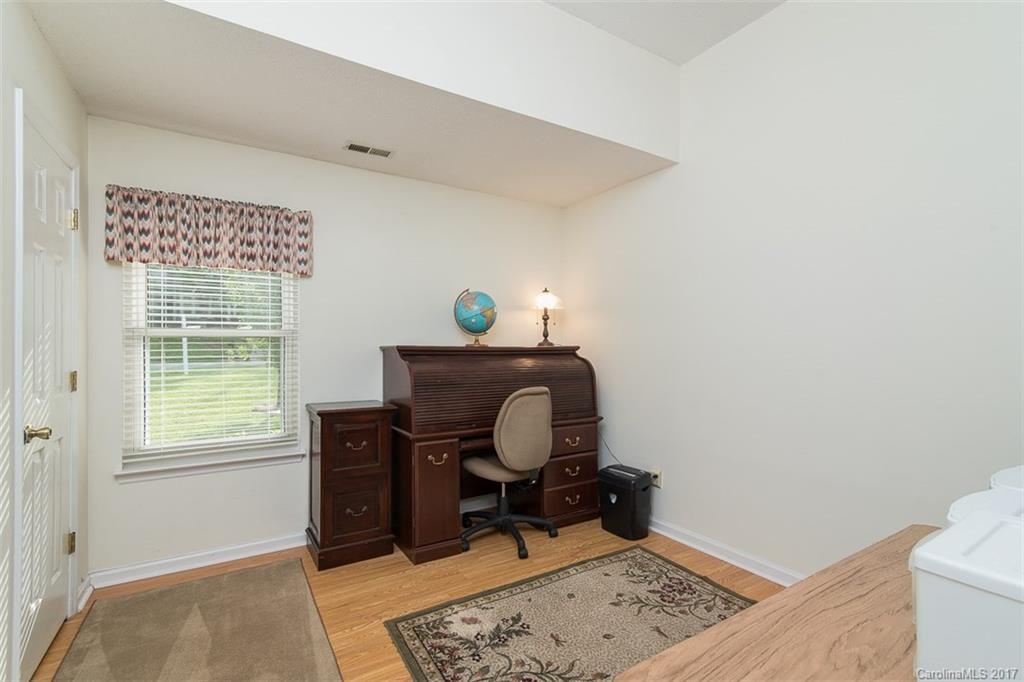 9606 Marshbrooke Road Matthews, NC 28105 - Photo 18 of 23 Gallery Image 18