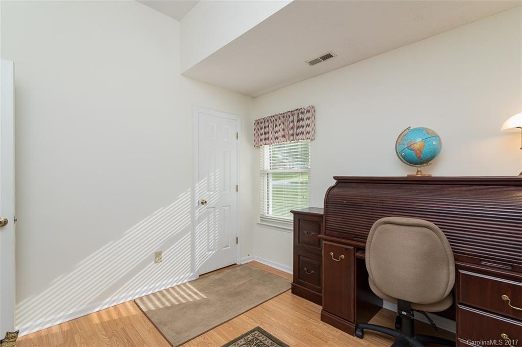9606 Marshbrooke Road Matthews, NC 28105 - Photo 19 of 23 Gallery Image 19