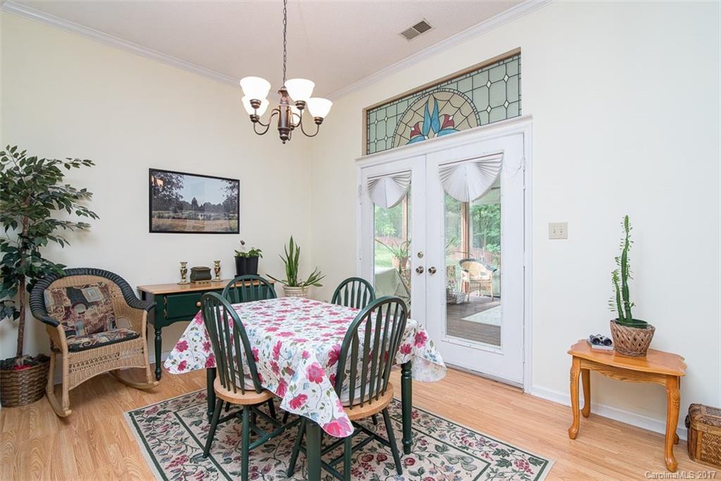 9606 Marshbrooke Road Matthews, NC 28105 - Photo 8 of 23 Gallery Image 8
