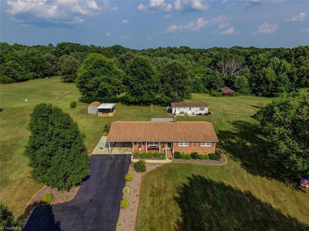 333 Wimbish Road Eden, NC 27288 - Photo 2 of 30 Gallery Image 2