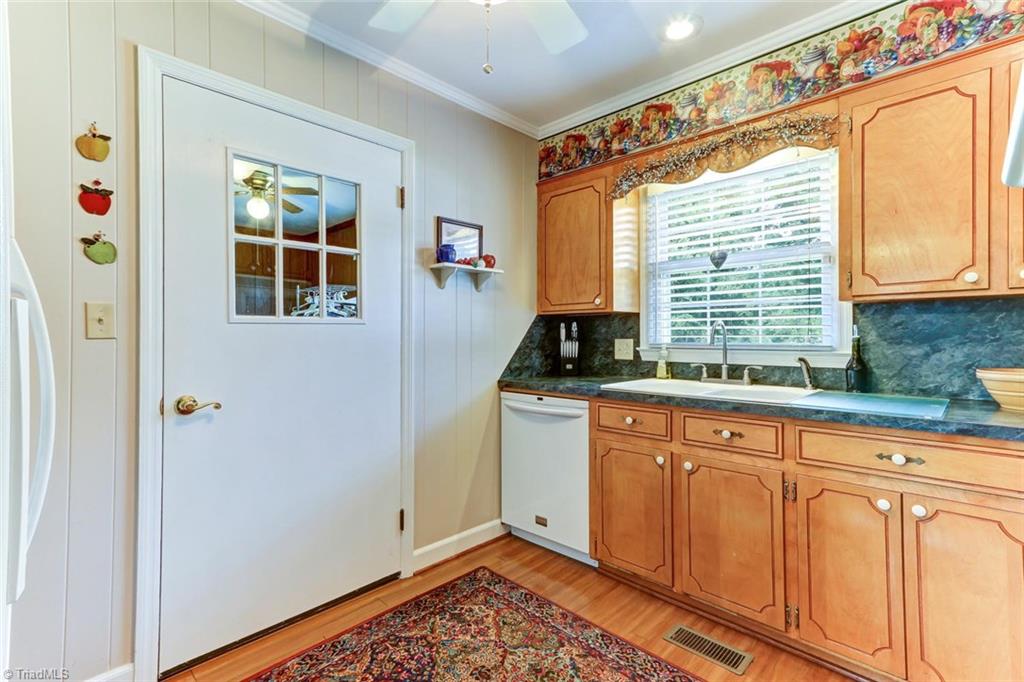 333 Wimbish Road Eden, NC 27288 - Photo 12 of 30 Gallery Image 12