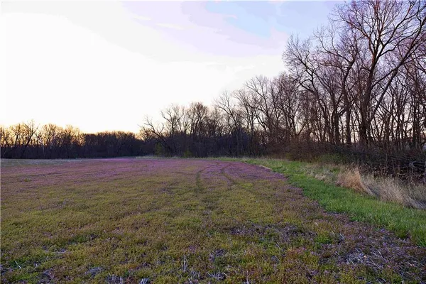 $249,500 | 1 Williams Road, Dearborn, MO 64439
