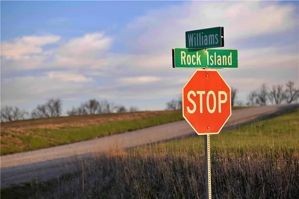 $249,500 | 1 Williams Road, Dearborn, MO 64439