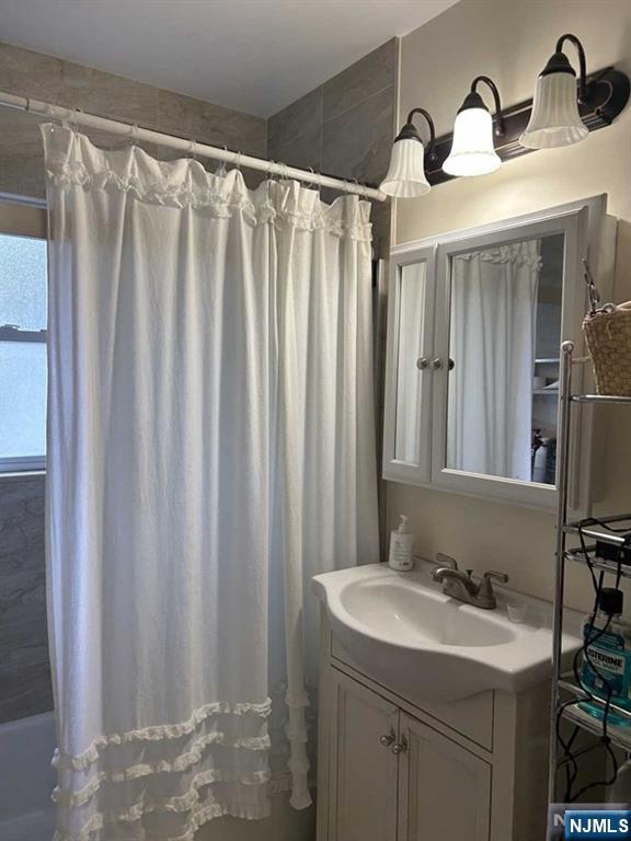 772 Clark Avenue, Unit 2 Ridgefield, NJ 07657 - Photo 6 of 7 Gallery Image 6