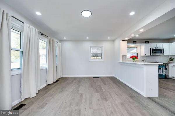 $319,900 | 6 Circle Drive, Reading, PA 19606