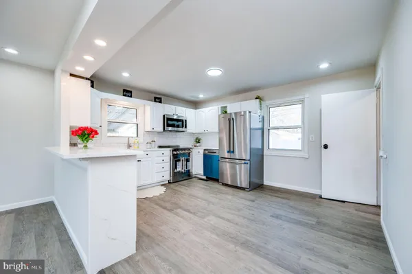 $319,900 | 6 Circle Drive, Reading, PA 19606