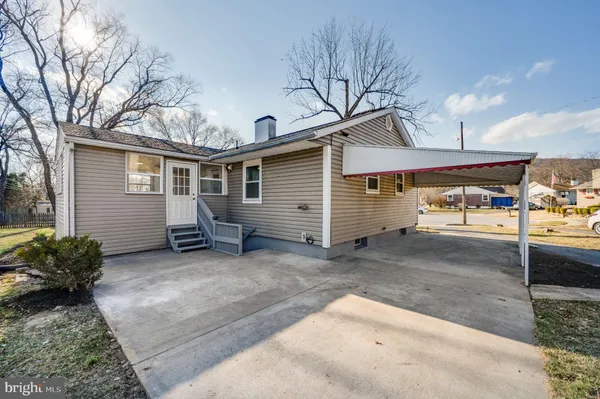 $319,900 | 6 Circle Drive, Reading, PA 19606