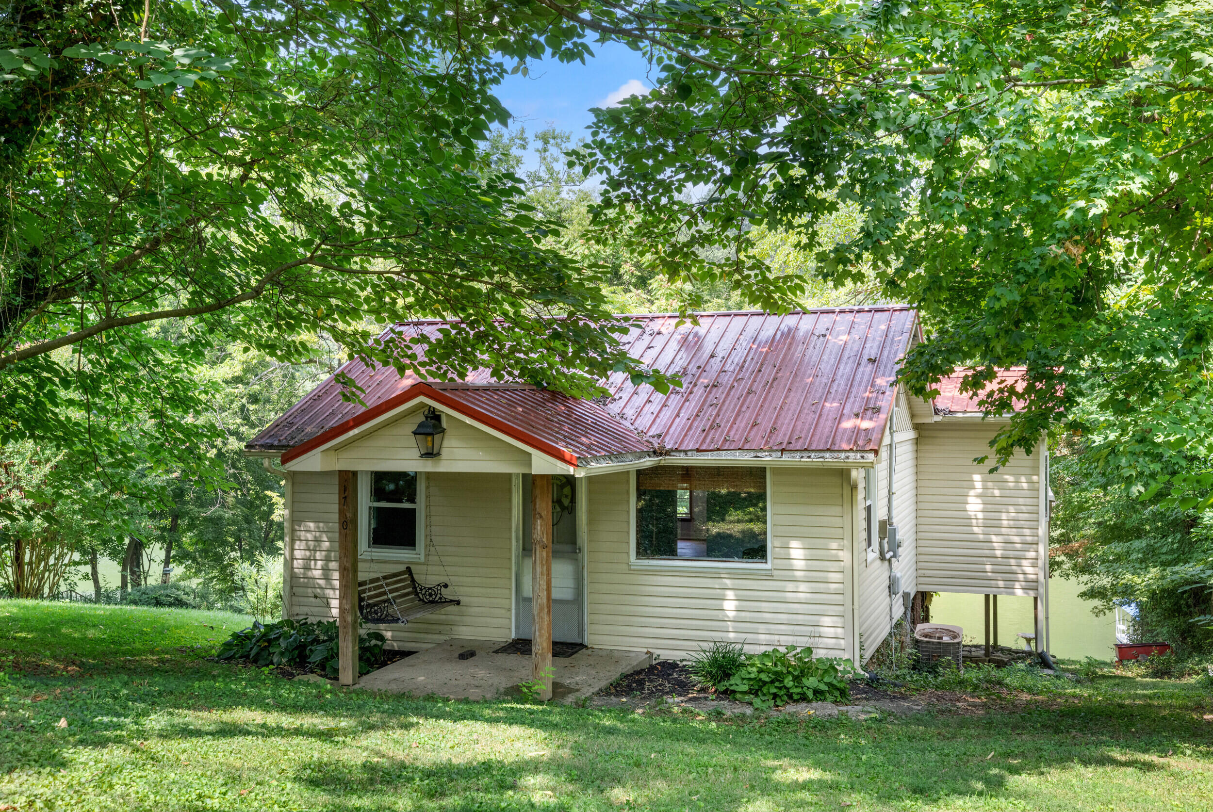 1780 Wells Landing Road Danville, KY 40422 - Photo 1 of 26 2_1h4a8996