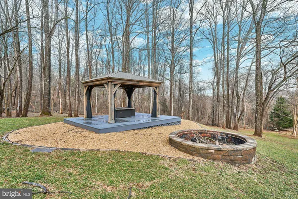 $1,450,000 | 5828 Hunton Wood Drive, Broad Run, VA 20137