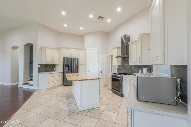 $825,000 | 7171 Quarter Horse Run, Coolidge, AZ 85128