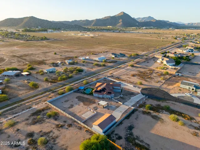 $825,000 | 7171 Quarter Horse Run, Coolidge, AZ 85128