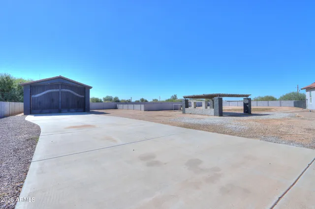 $825,000 | 7171 Quarter Horse Run, Coolidge, AZ 85128