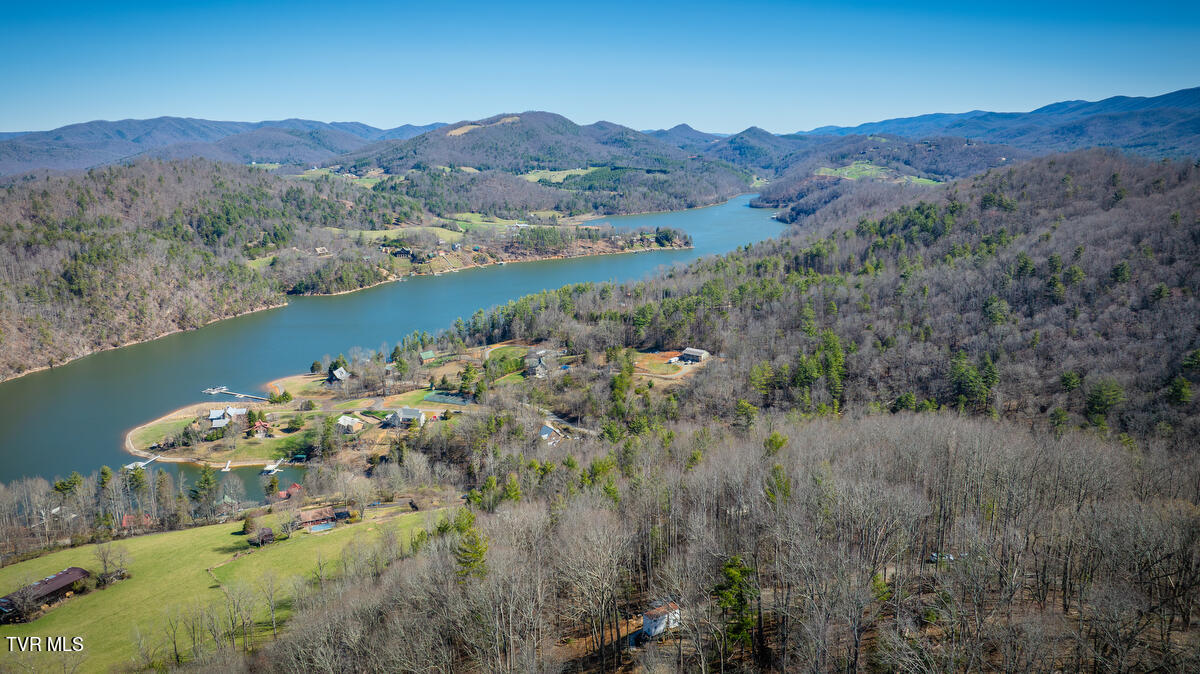 601 Watauga Overlook Drive, Unit 37 Butler, TN 37640 - Photo 29 of 32 107