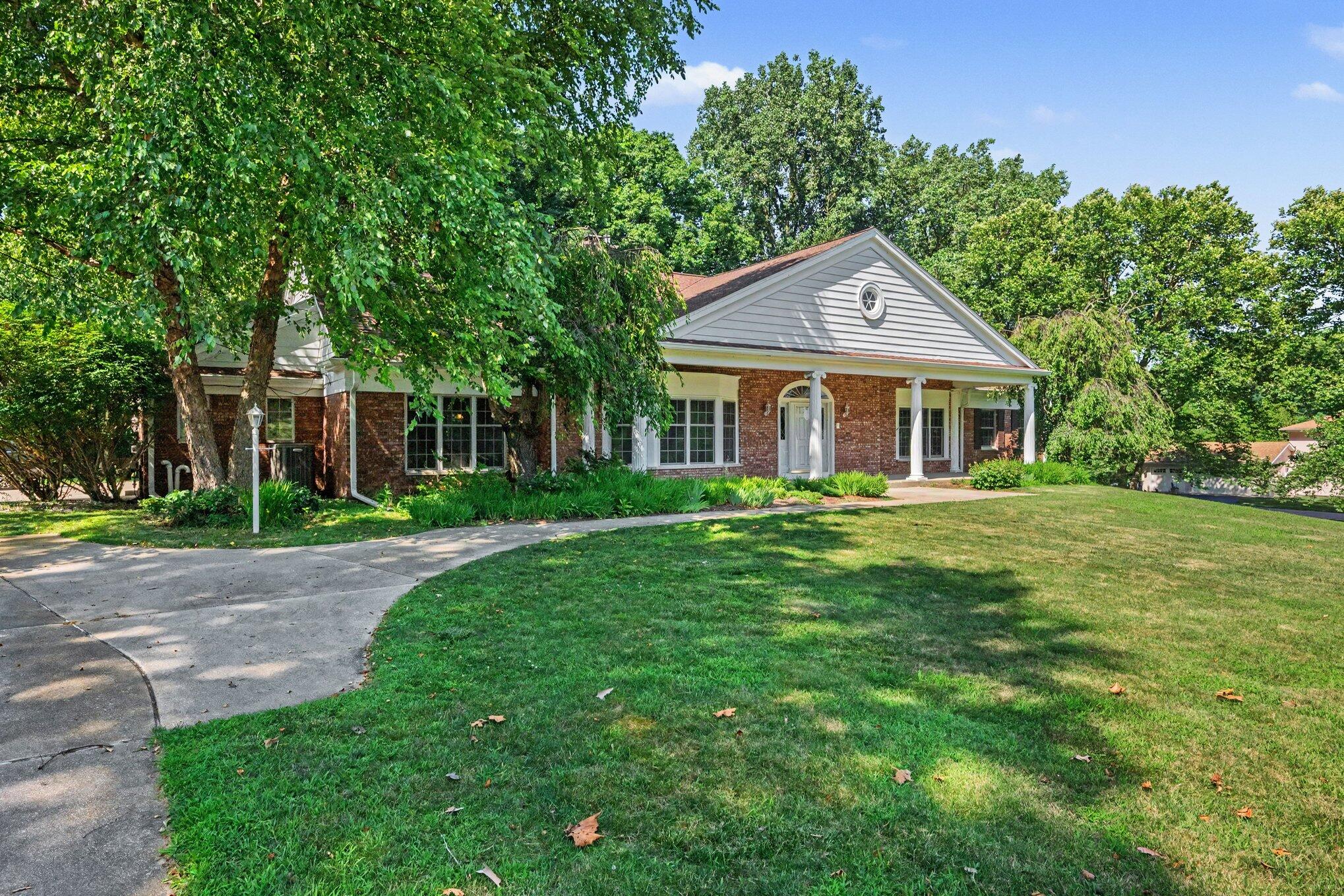 3004 Brandywine Road Kalamazoo, MI 49008 - Photo 1 of 41 002_file_1817