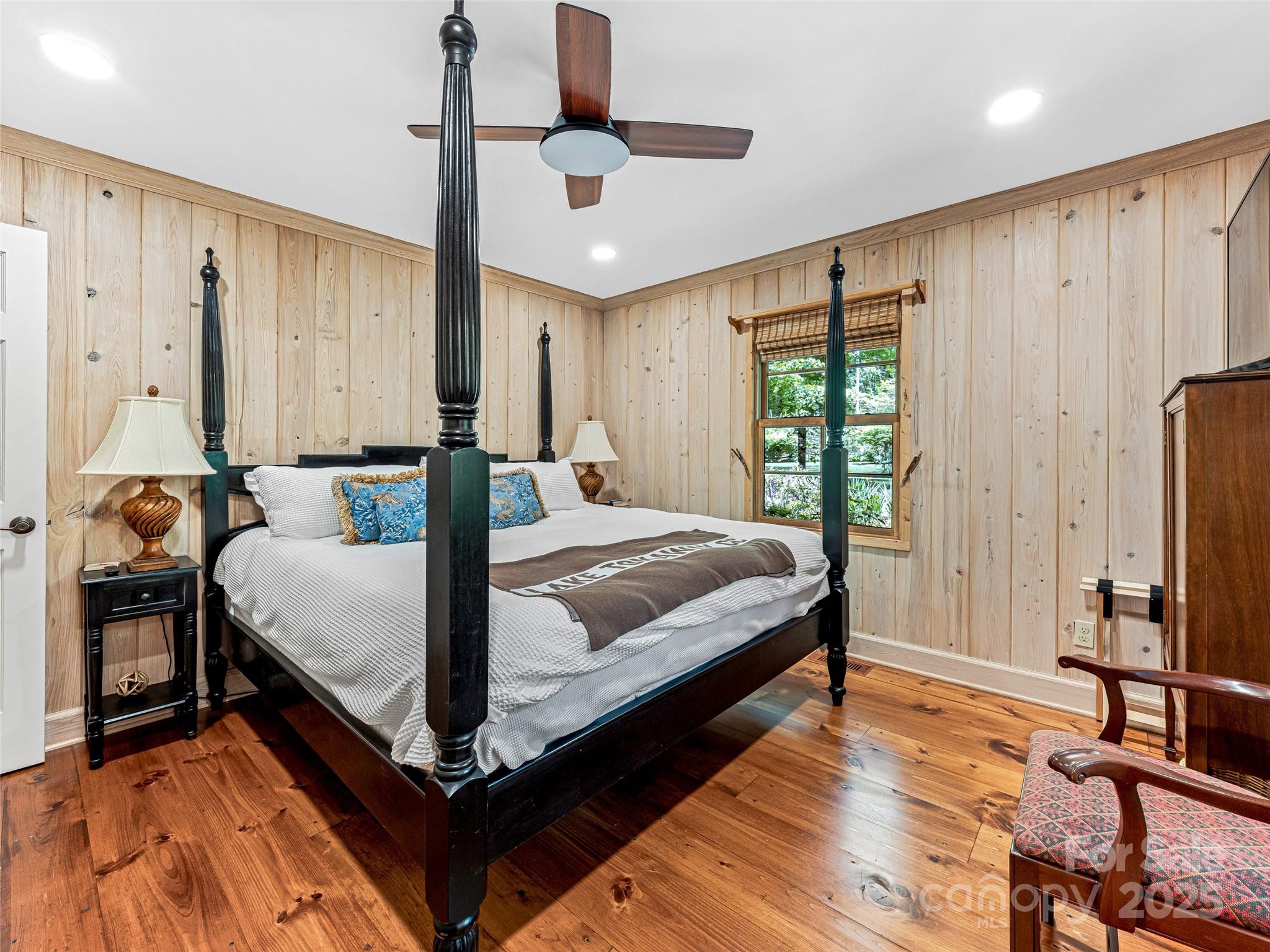 145 Island Point Road Lake Toxaway, NC 28747 - Photo 15 of 30 Gallery Image 15