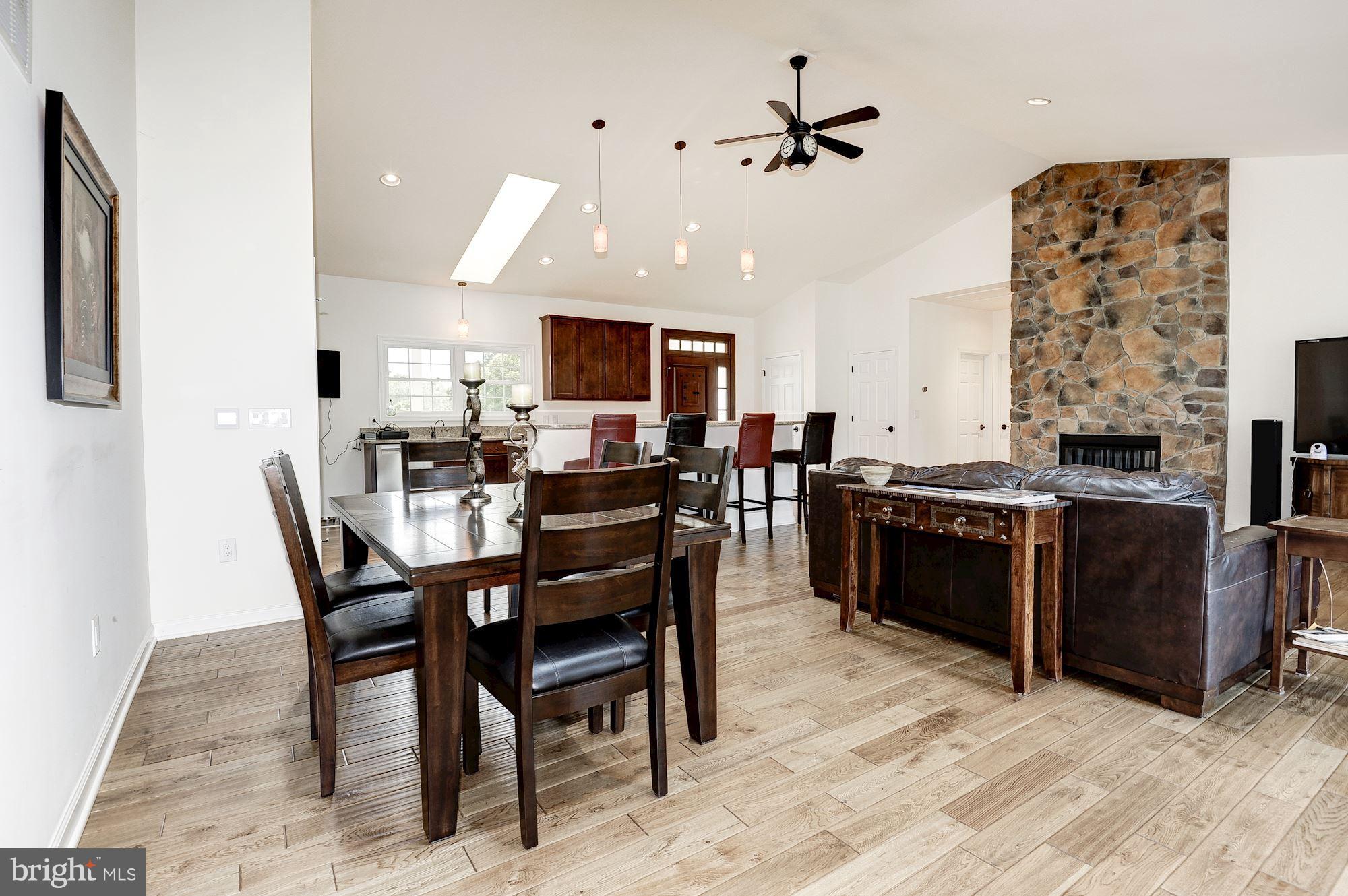 2581 Winchester Road Delaplane, VA 20144 - Photo 11 of 30 Dining Room