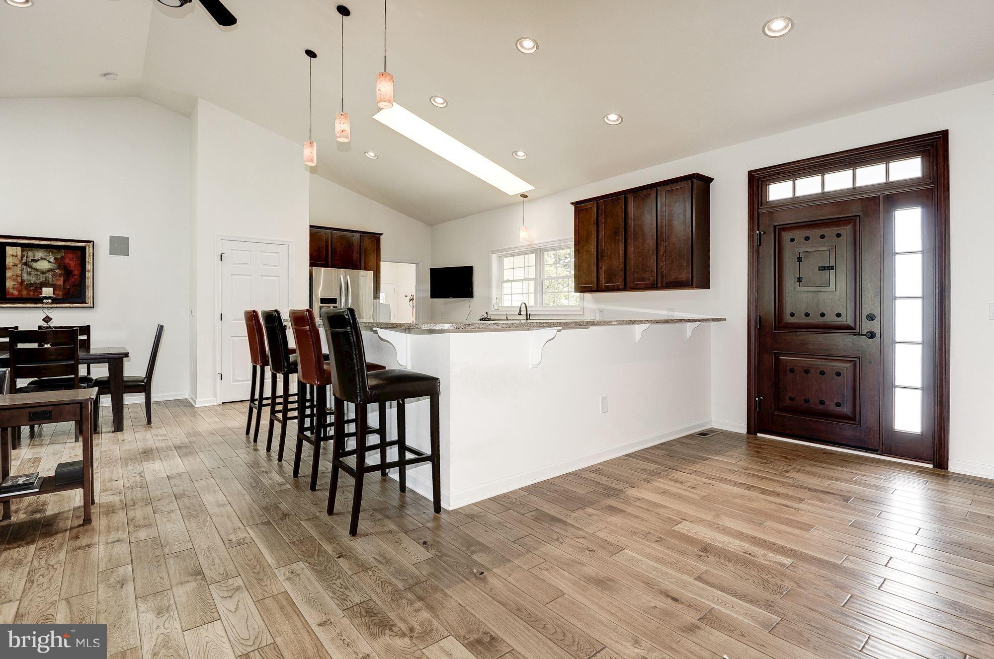 2581 Winchester Road Delaplane, VA 20144 - Photo 6 of 30 Kitchen