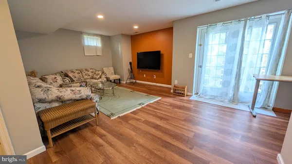 $1,395 | 6721 Sycamore Park Drive, Haymarket, VA 20169