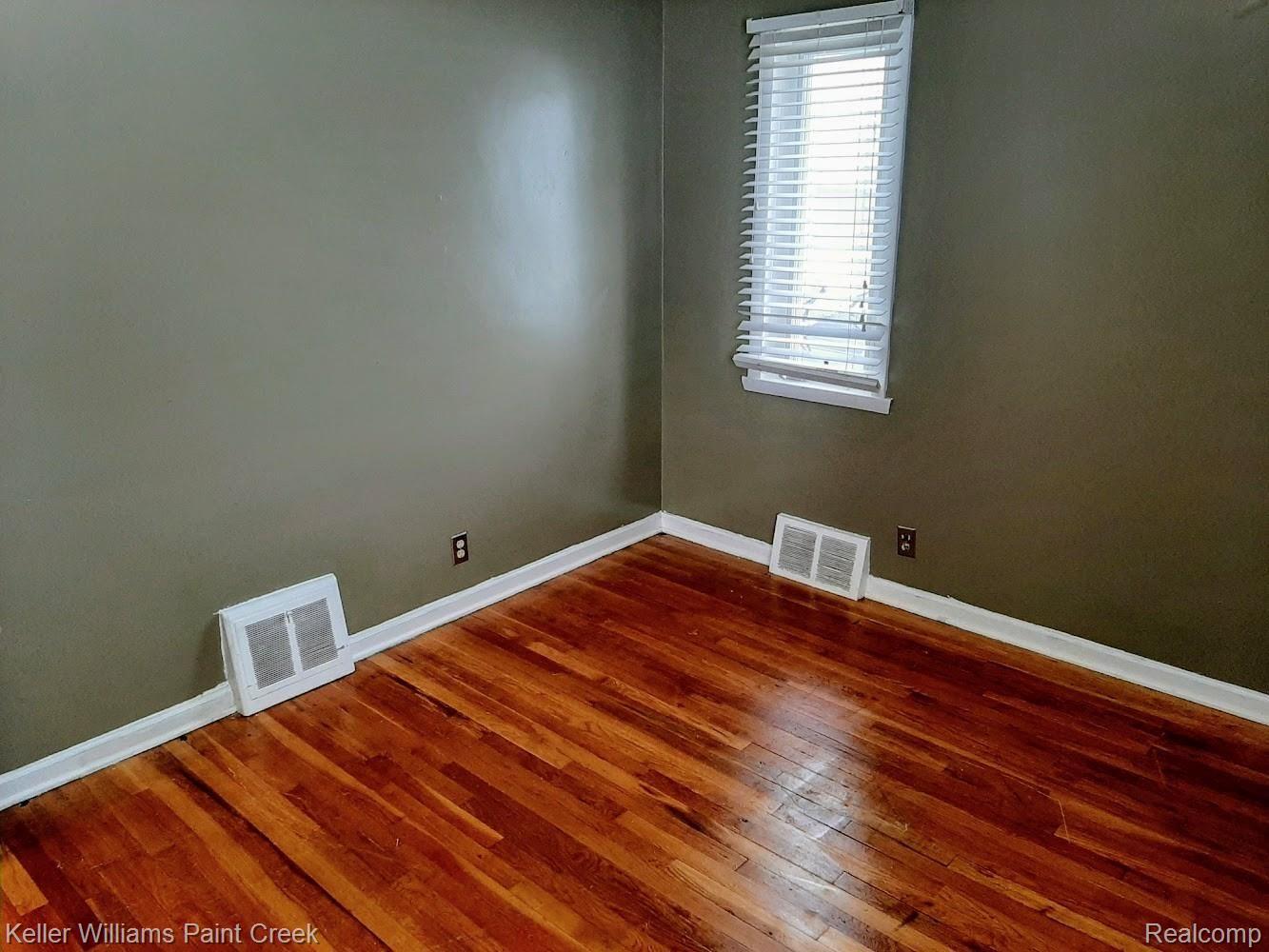 3529 Chester Road Royal Oak, MI 48073 - Photo 9 of 15 Bedrm1.jpg
