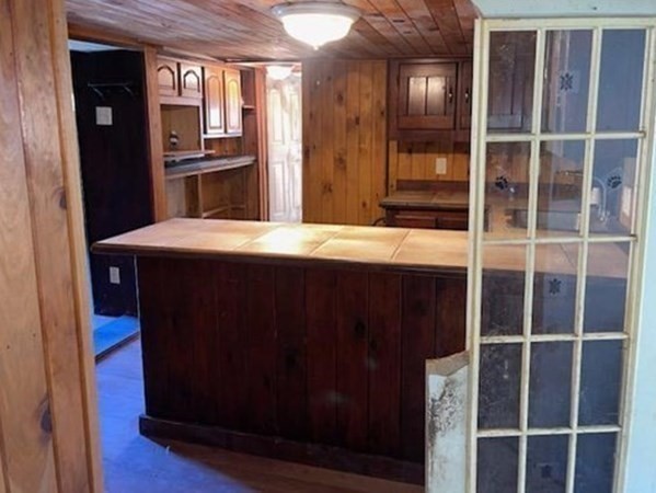 79 Station Road Barre, MA 01005 - Photo 6 of 13 a room with closet